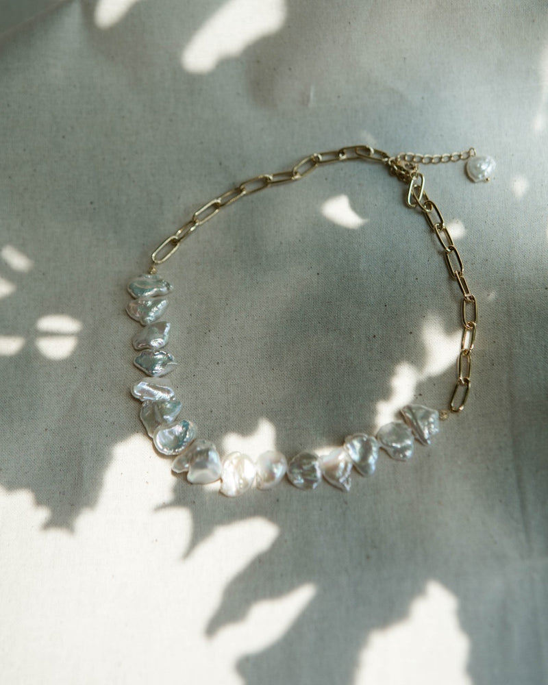 Azalea Pearl Necklace